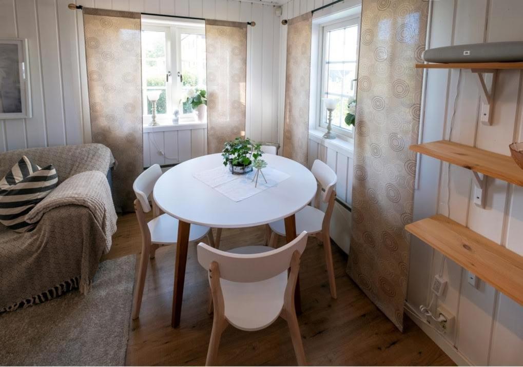 Lilla Groena Huset Pa Garden Harnosand Luaran gambar
