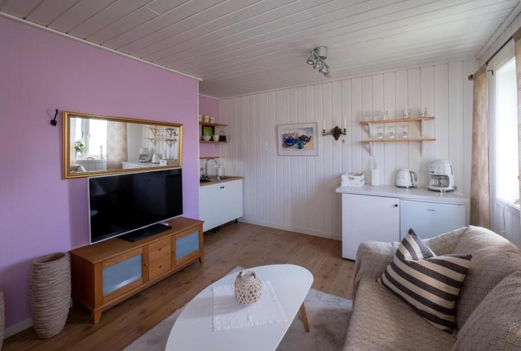 Lilla Groena Huset Pa Garden Harnosand Luaran gambar