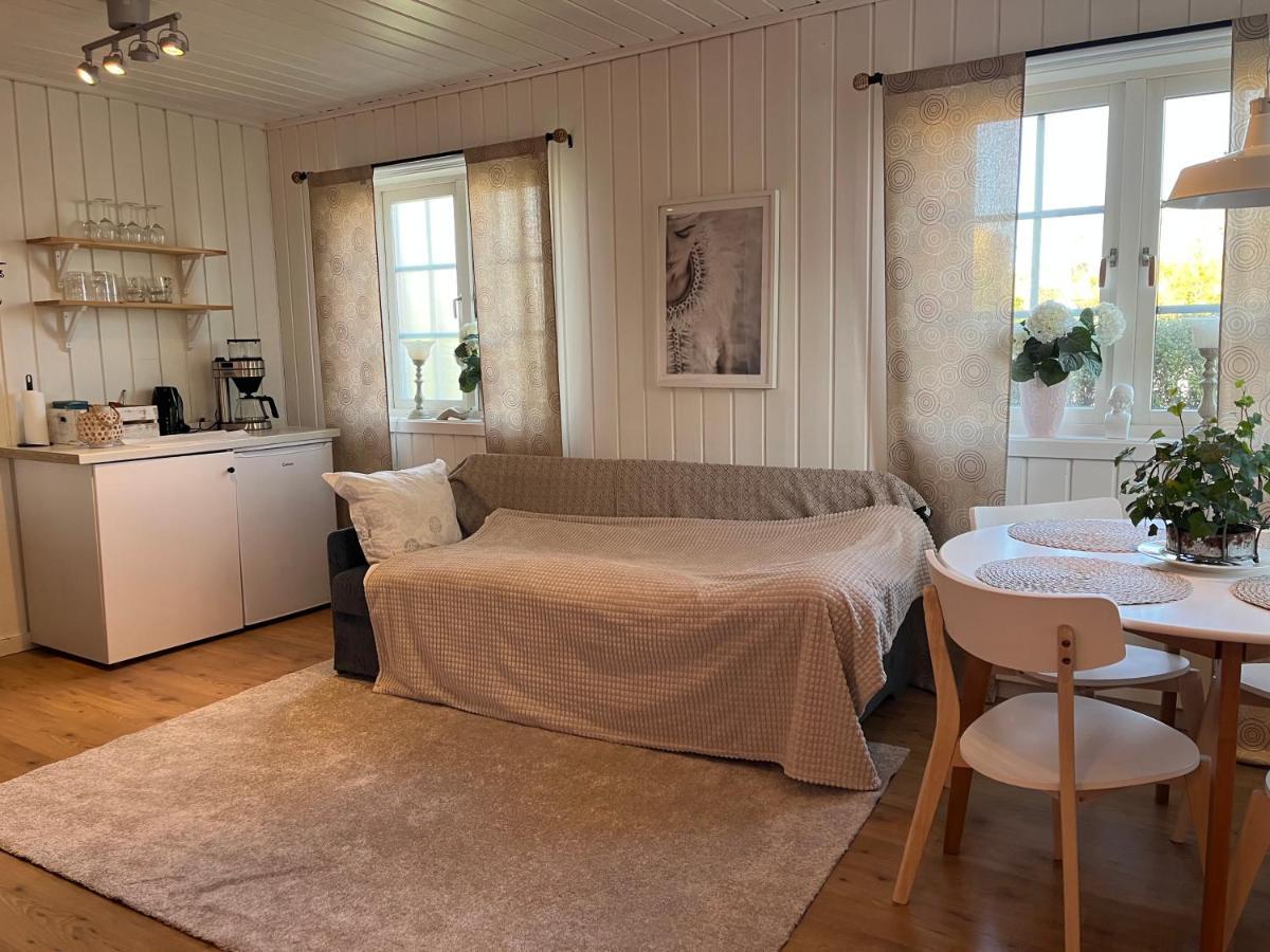 Lilla Groena Huset Pa Garden Harnosand Luaran gambar