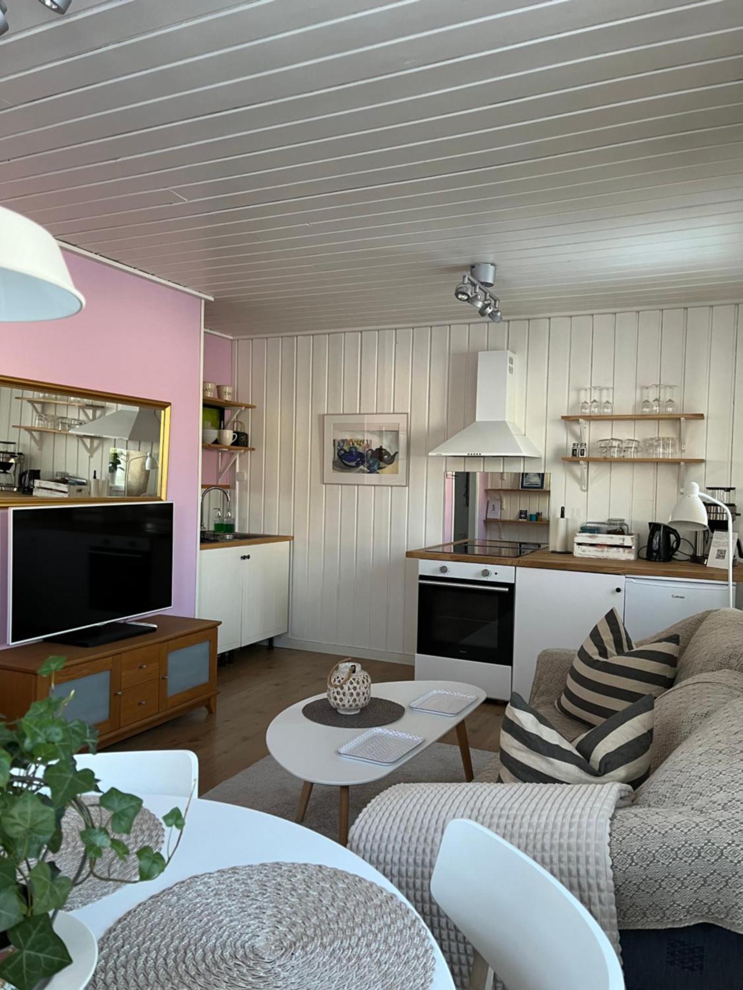 Lilla Groena Huset Pa Garden Harnosand Luaran gambar